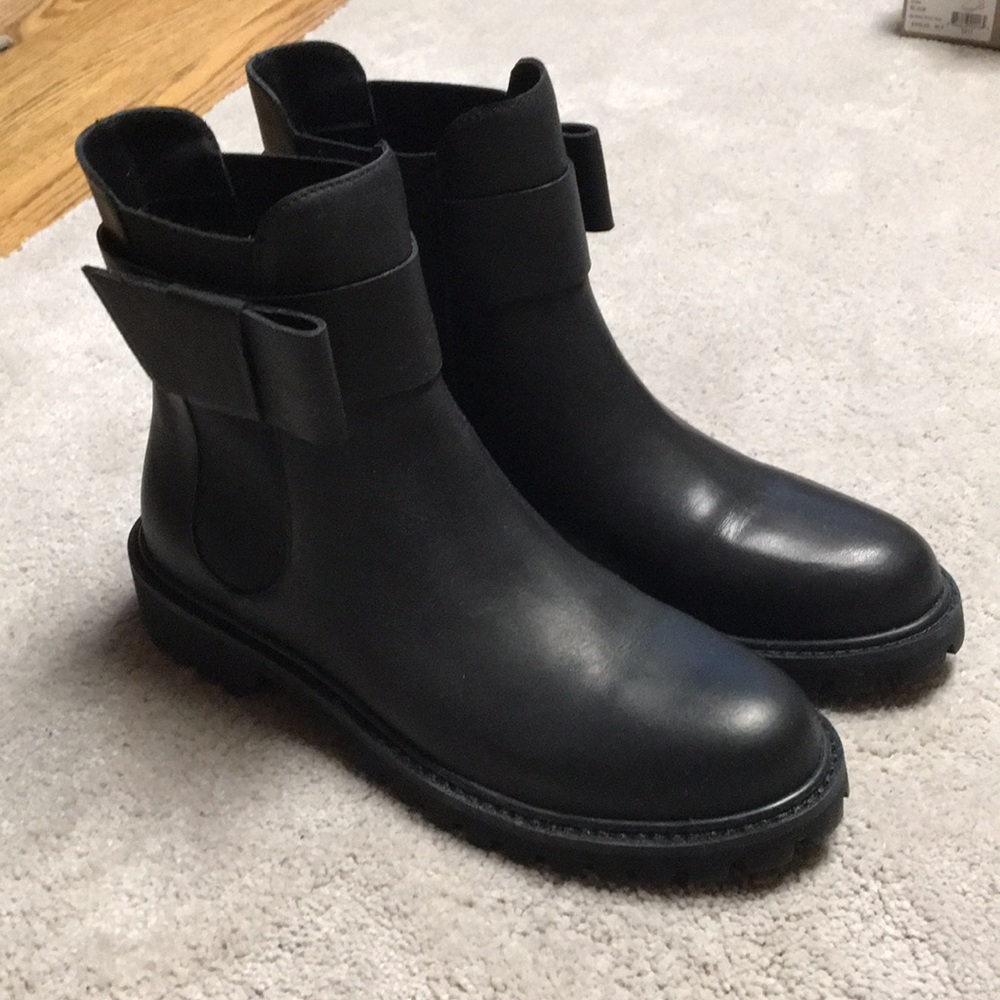 Brand New Joie Hollie Leather Boots
